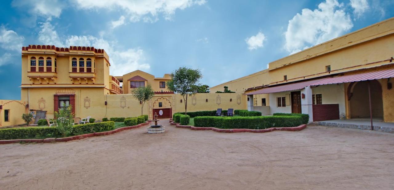 Jawai Castle Resort - A Heritage Hotel In Jawai Leopard Reserve Bisalpur Exterior photo